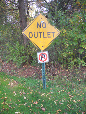 outlet sign